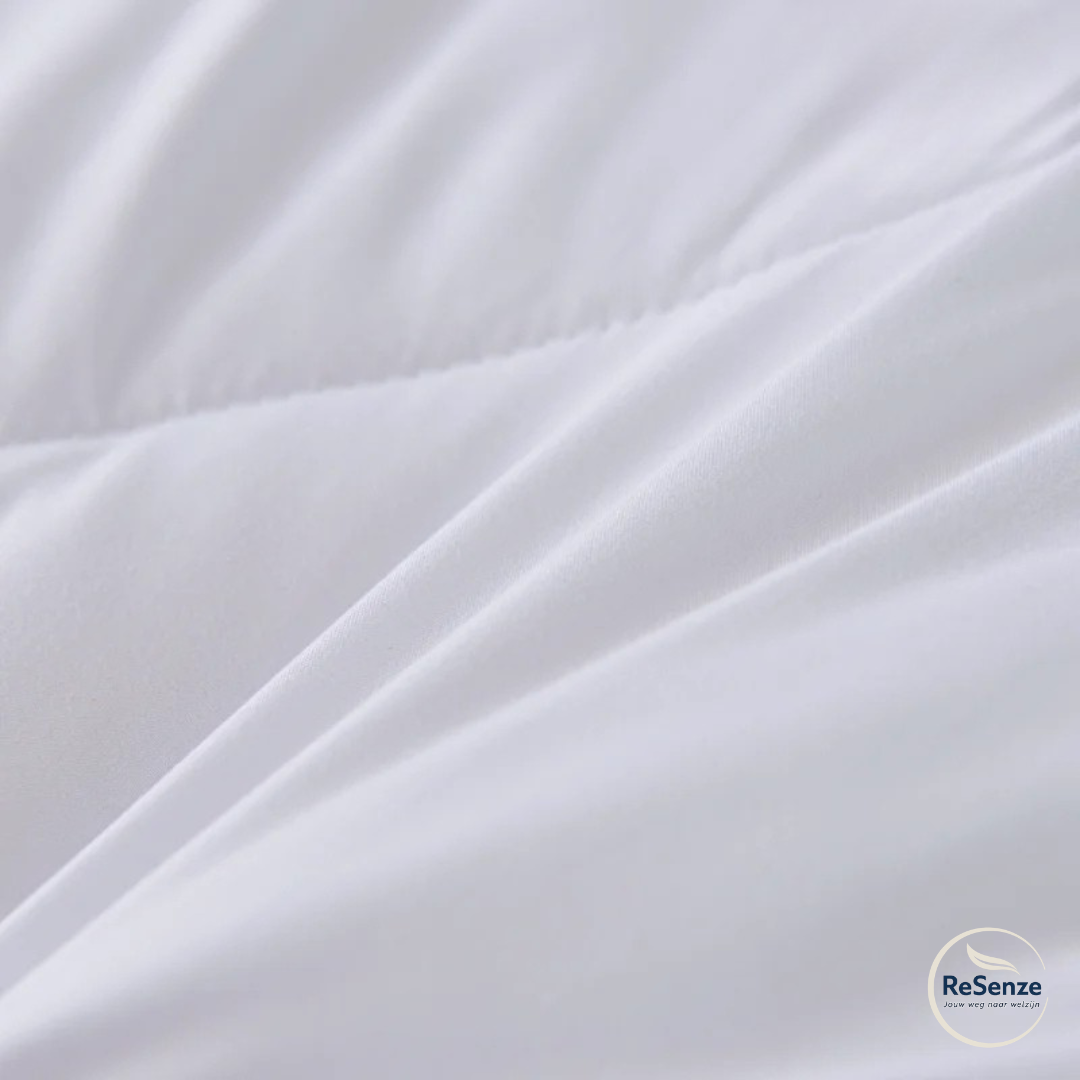 4 Sterren Kwaliteit Wit Dekbed - 200x200cm Ervaar hotelcomfort – elke nacht opnieuw